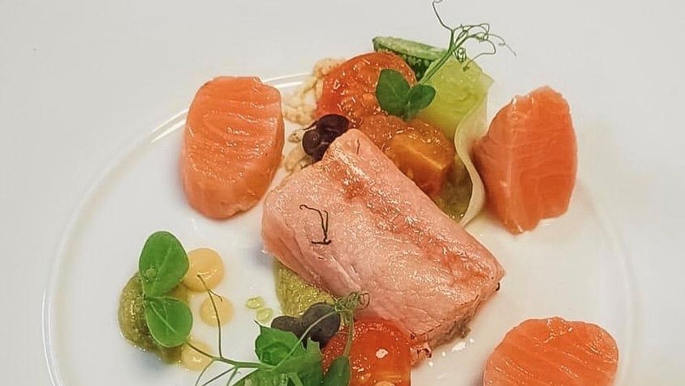 Gebeizter Lachs Rezept aus Mein Lokal, Dein Lokal