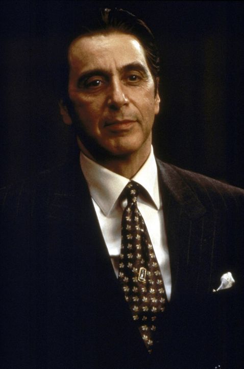 John Milton (Al Pacino), Chef einer weltweit operierenden, gigantischen Kanzlei, holt den jungen Anwalt Kevin Lomax nach New York. Nicht ohne einen... - Bildquelle: Warner Bros.