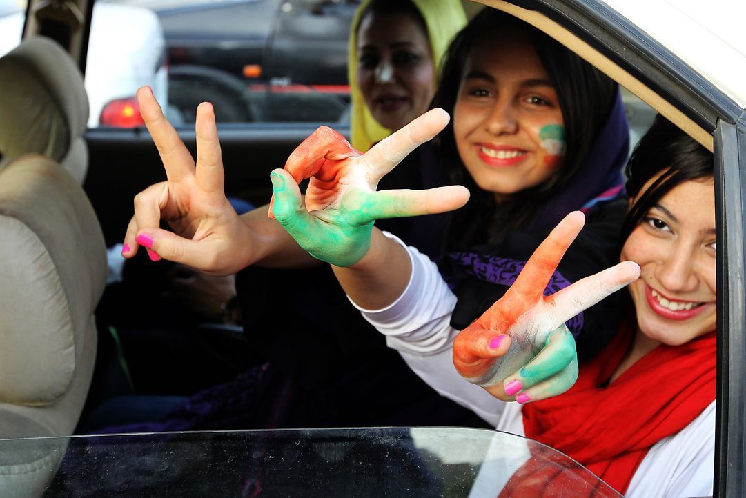 Die irrsten Iran-Fans - Bildquelle: AFP