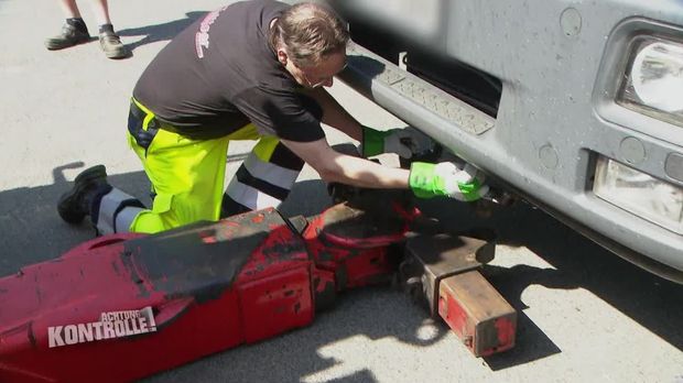 Achtung Kontrolle - Achtung Kontrolle! - Thema U.a.: überlänge, Kurven, Stress - Abschlepper Kassler Berge