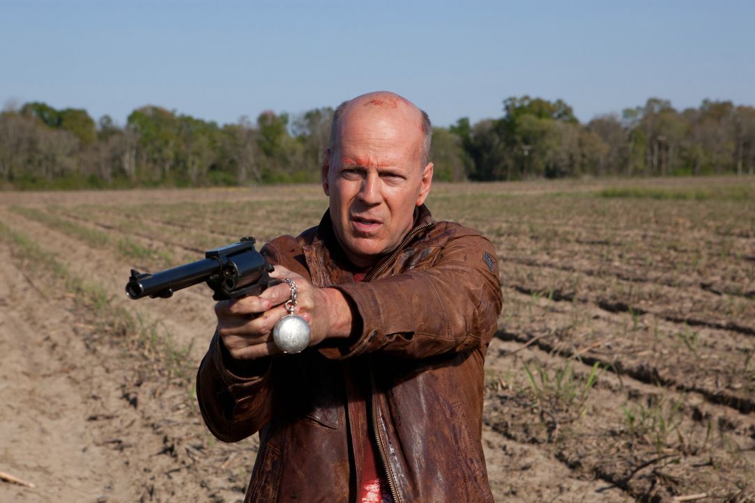 Der Joe aus der Zukunft (Bruce Willis) kennt keine Gnade ... - Bildquelle: 2012 Concorde Filmverleih GmbH