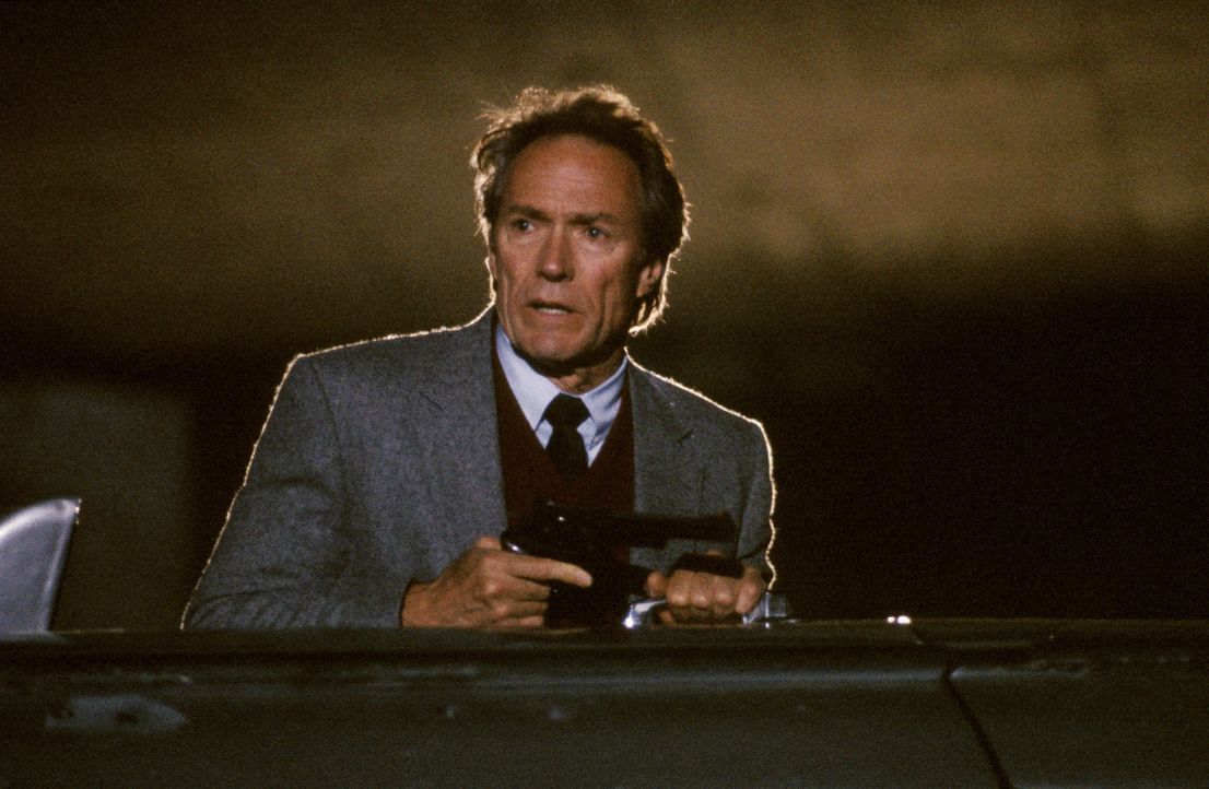 Harry Callahan (Clint Eastwood) - Bildquelle: 1988 Warner Bros. Entertainment Inc. All rights reserved.
