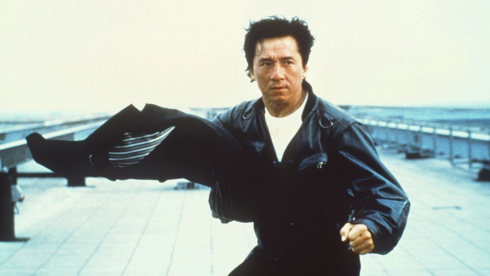 Jackie Chan ist Nobody - Bildquelle: Columbia TriStar Film