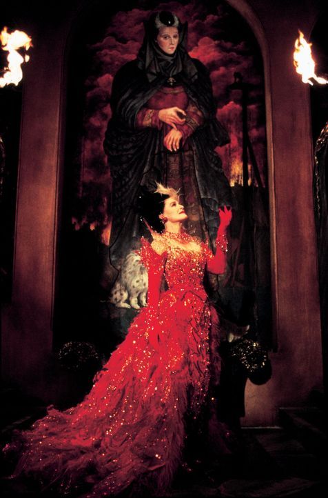 Ist wieder auf freiem Fuß: Cruella de Vil (Glenn Close) ... - Bildquelle: Walt Disney Pictures