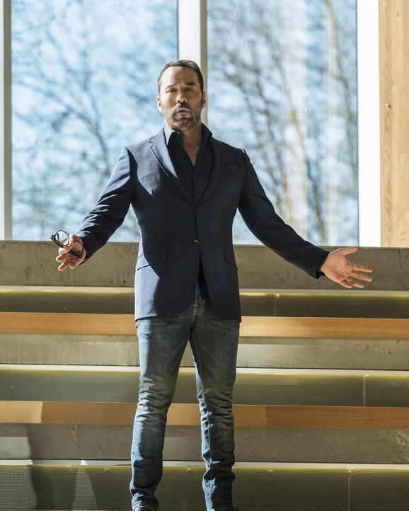 IT-Gigant Tanner (Jeremy Piven) verkauft seine Firma im Silicon Valley, um sich nur noch einem zu widmen: Den wahren Mörder seiner Tochter finden ... - Bildquelle: Cate Cameron 2017 CBS Broadcasting, Inc. All Rights Reserved