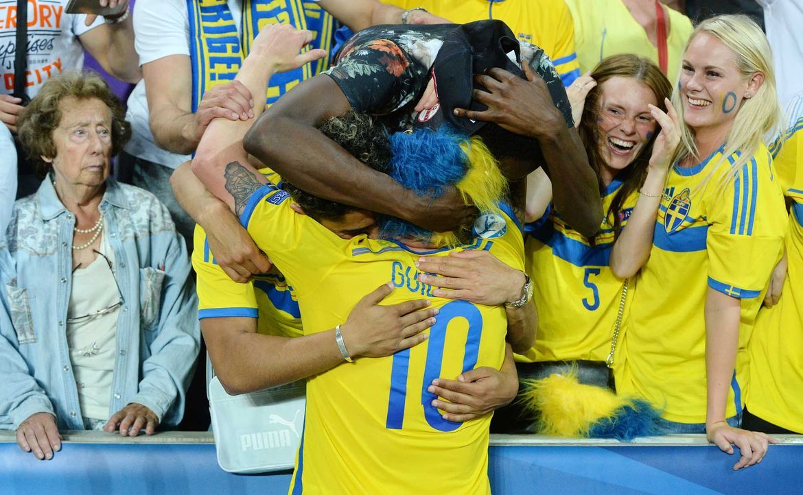 Fußball-Fan-Schweden-060615-AFP - Bildquelle: AFP