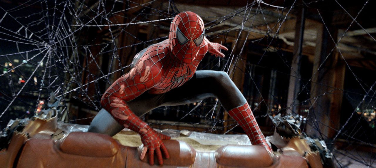 Langsam aber sicher steigt Spider-Man, im wahren Leben Peter Parker (Tobey Maguire), die große Beliebtheit bei der Bevölkerung zu Kopf. Er vergisst... - Bildquelle: 2007 Marvel Characters, Inc.  2007 CPII. All Rights Reserved.