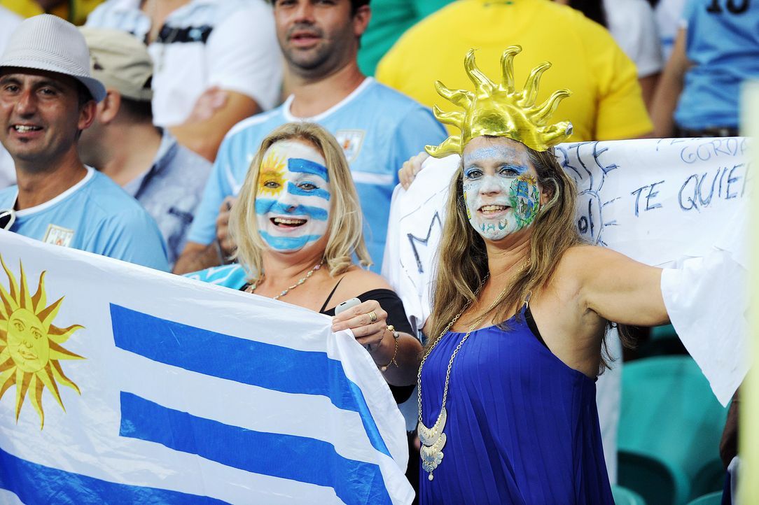 Sonnige Stimmung bei den uruguayischen Fans - Bildquelle: dpa