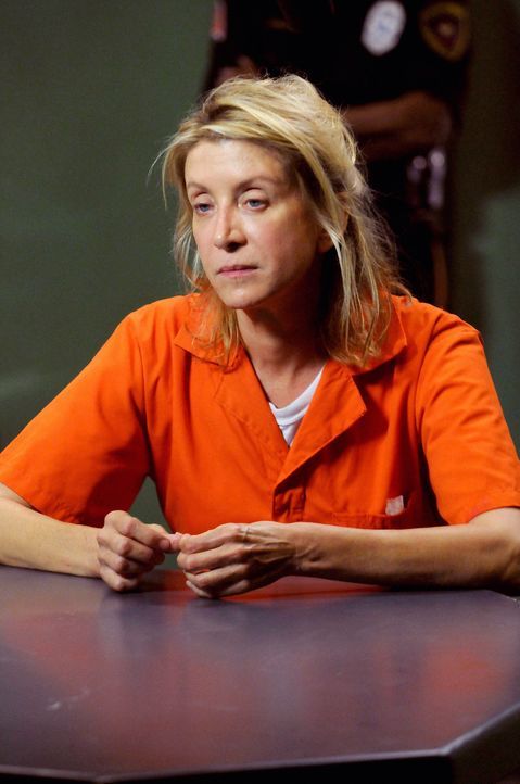 Weiß Chelsey Simpson (Tamara Clatterbuck), die Mutter des ermordeten Nash, mehr als sie zugibt? - Bildquelle: Warner Bros. Television