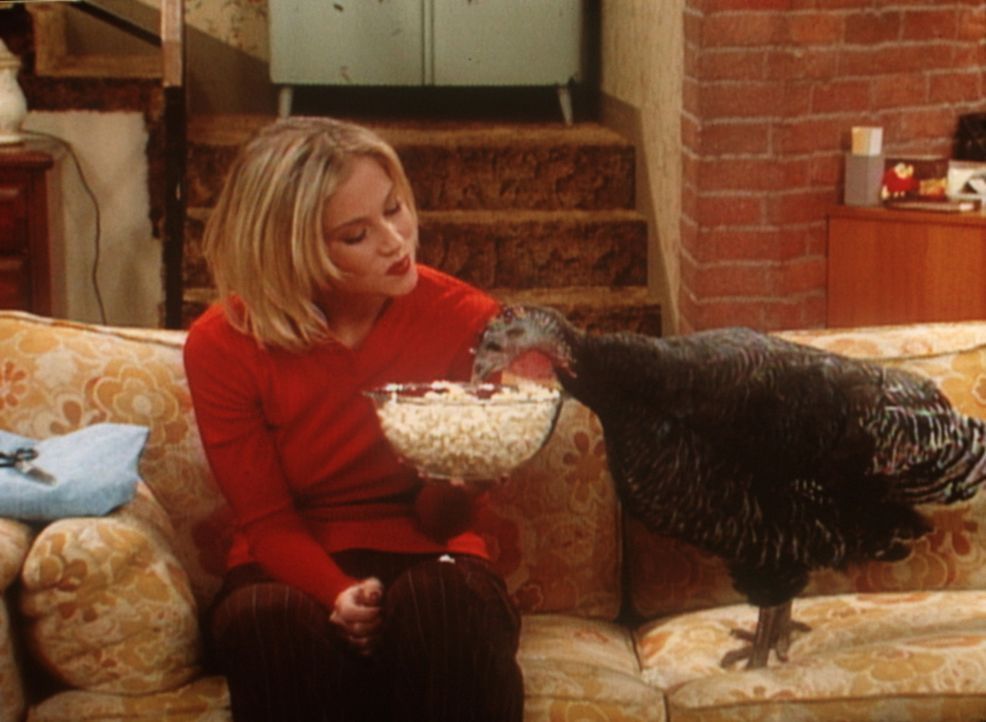 Eine Freundschaft fürs Leben: Kelly (Christina Applegate) und Helga, die Henne. - Bildquelle: Columbia Pictures