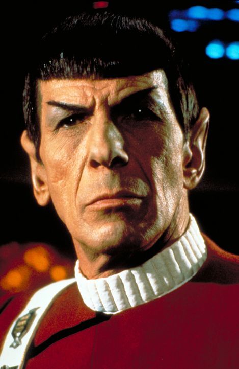 Cpt. Spock (Leonard Nimoy) sieht nur einen Ausweg, die Enterprise vor dem Untergang zu bewahren &#8230; - Bildquelle: Paramount Pictures