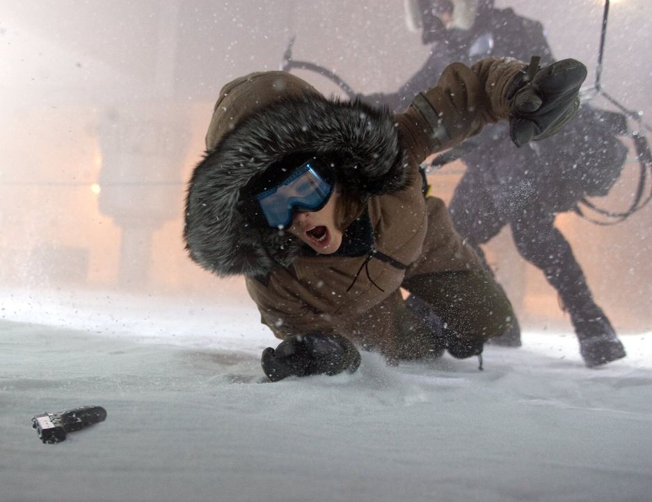 Carrie Stetko (Kate Beckinsale) ist U.S. Marshal auf einem der einsamsten Flecken der Erde, der Antarktis. Drei Tage bevor dort der Winter mit ganze... - Bildquelle: Warner Bros.