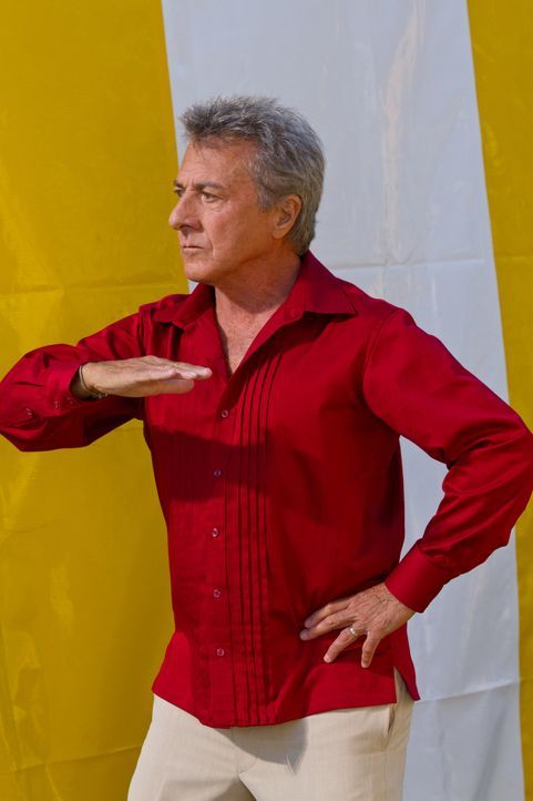 Die Sonne lockt Bernie Focker (Dustin Hoffman) nach Spanien und verleitet ihn dazu, Flamenco zu lernen ... - Bildquelle: Glen Wilson 2010 Universal Studios & DW Studios LLC / Glen Wilson
