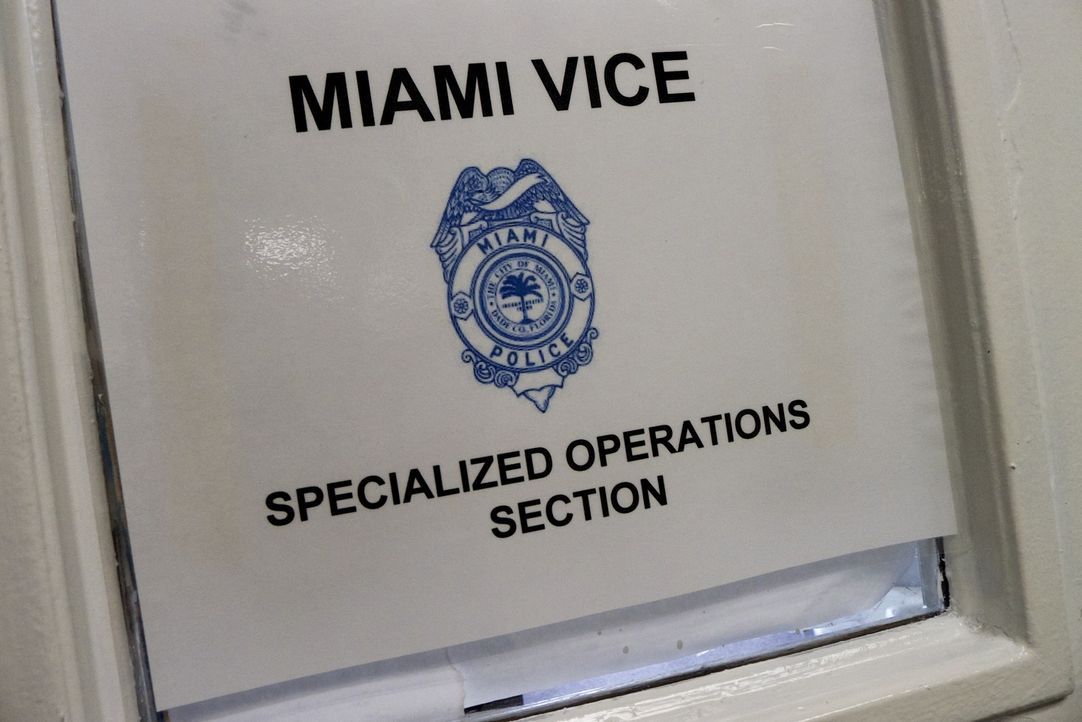 Die Spezialeinheit "Crime Suppression" besteht aus 15 Frauen und Männern und hat den Gangstern in Miami den Kampf angesagt. In Zusammenarbeit mit V... - Bildquelle: kabel eins