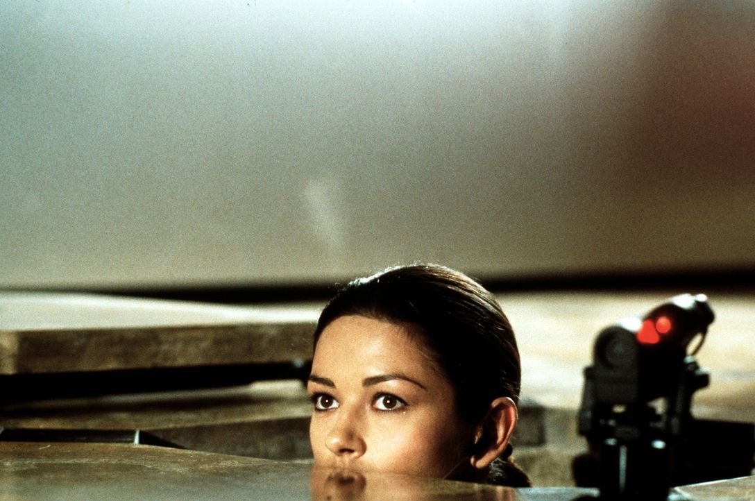 Eine Versicherungsagentin auf Abwegen: Virginia Baker (Catherine Zeta-Jones) ... - Bildquelle: 20th Century Fox.
