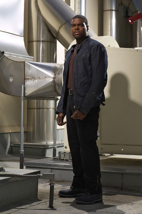 (1. Staffel) - Lässt sich nicht beirren: Frank Powell (Troy Winbush) ... - Bildquelle: CBS Television
