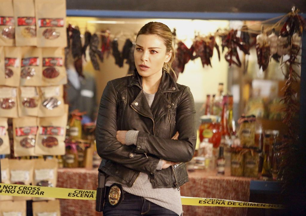 Sorgt Lucifers Drang nach der ungeschönten Wahrheit schlussendlich für Chloe (Lauren German) doch für etwas Gutes? - Bildquelle: 2016 Warner Brothers