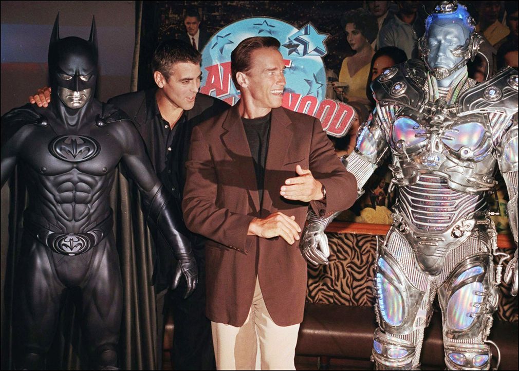 Batman-Robin-Arnold-Schwarzenegger-Kostuem-Mr-Freeze-George-Clooney-Kostuem-Batman-2-AFP - Bildquelle: AFP