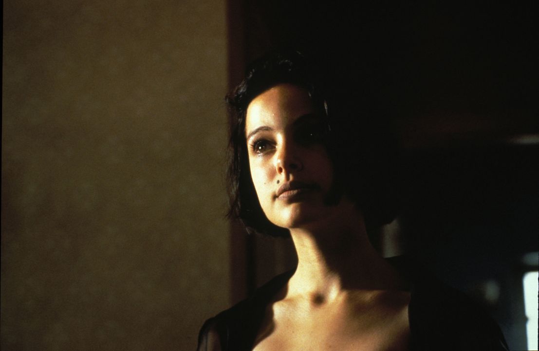 Mathilda (Natalie Portman) hat nur ein Ziel: Rache an den Mördern ihrer Familie! - Bildquelle: Gaumont