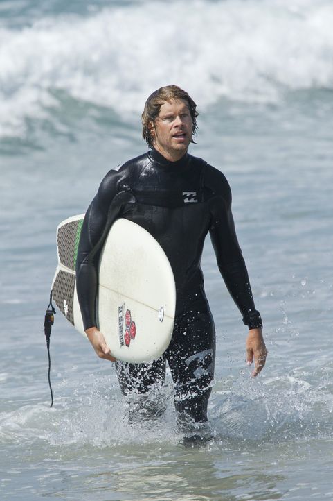 Ein neuer Fall führt Deeks (Eric Christian Olsen) in die Surfer-Szene ... - Bildquelle: CBS Studios Inc. All Rights Reserved.