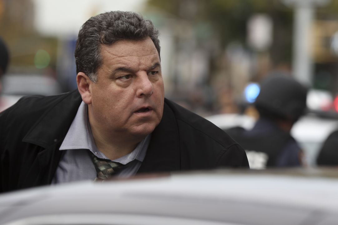 Anthony Abetemarco (Steve Schirripa) - Bildquelle: Craig Blankenhorn 2017 CBS Broadcasting Inc. All Rights Reserved. / Craig Blankenhorn