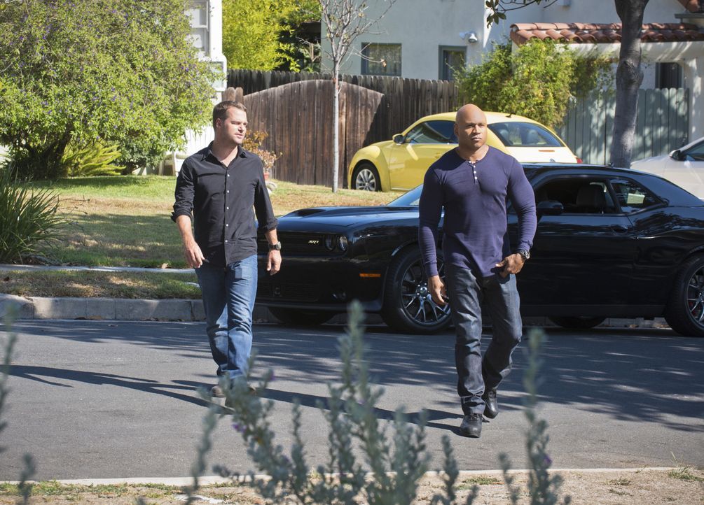 Bei einer Undercover-Mission, bei der es um Bombengeschäfte ging, verschwindet Mark Ruiz, ein ehemaliger Partner von Sam plötzlich. Sam (LL Cool J,... - Bildquelle: Neil Jacobs 2015 CBS Broadcasting, Inc. All Rights Reserved.