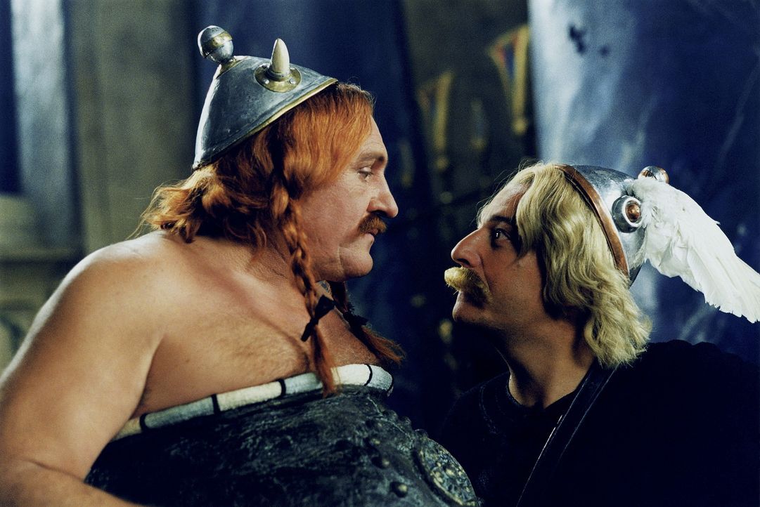 Auf Asterix? (Christian Clavier, r.) und Obelix? (Gerald Depardieu, l.) Hilfe ist Verlass ... - Bildquelle: Tobis StudioCanal