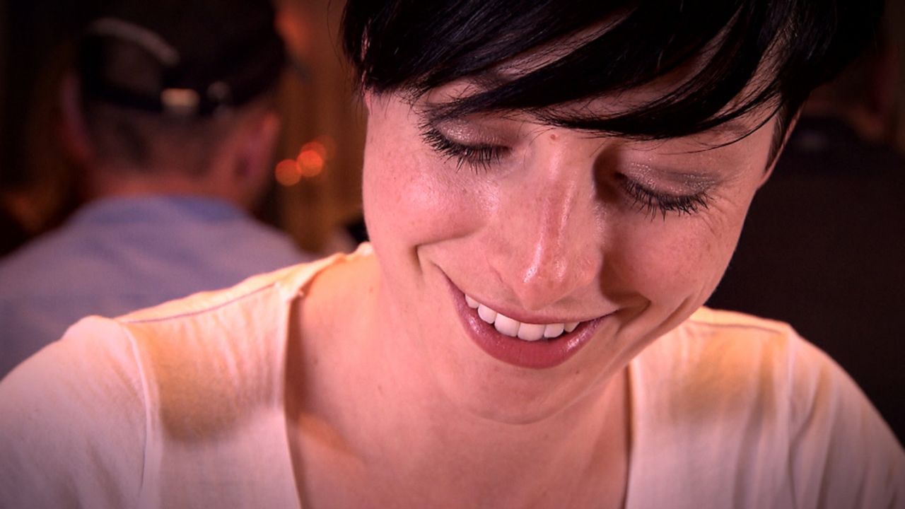 Kathy Weber - erfolgreiche Moderatorin und Reporterin - geht jetzt bei Abenteuer Leben mit ihrer eigenen Rubrik "Kathys Post" an den Start.  Sie for... - Bildquelle: kabel eins