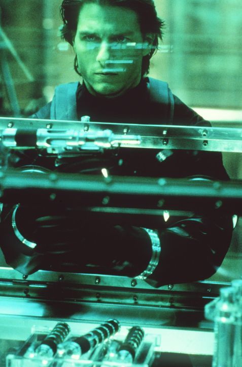 Als sein ehemaliger IMF-Kollege Sean Ambrose den tödlichen Virus Chimera entwendet, wird Ethan Hunt (Tom Cruise) auf ihn angesetzt. Er soll verhind... - Bildquelle: Paramount Pictures