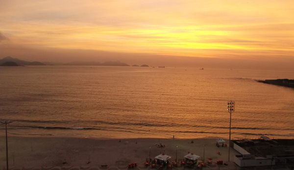 Die Copacabana bei Sonnanaufgang - Bildquelle: kabel eins