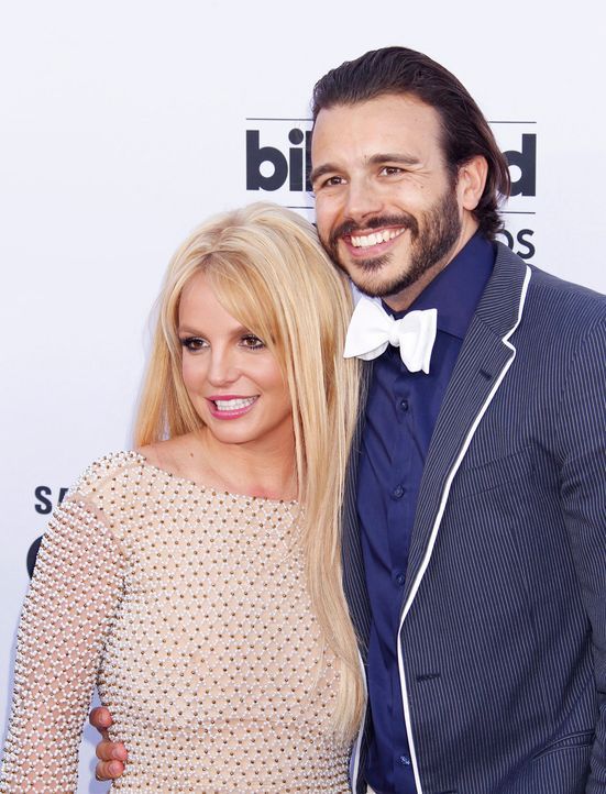 Britney-Spears-Charlie-Ebersol-15-05-17-dpa - Bildquelle: dpa