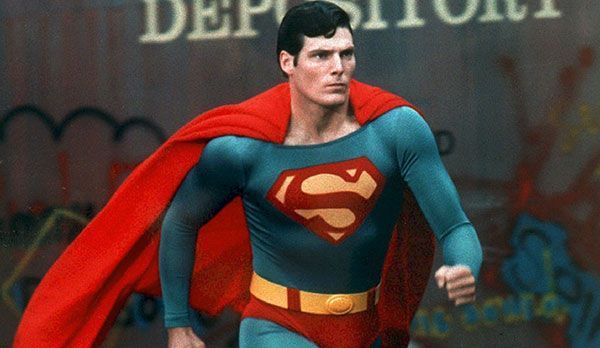 Platz 9: Superman - Bildquelle: dpa