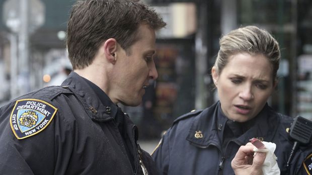 Blue Bloods - Blue Bloods - Staffel 8 Episode 21: Die Hintertür