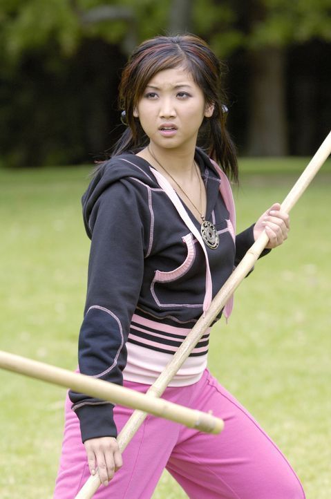 Wendy Wu (Brenda Song) ist in ihrer Highschool sehr beliebt. Doch eines Tages erfährt das Mädchen chinesischer Abstammung, dass es die Reinkarnati... - Bildquelle: Buena Vista International Television