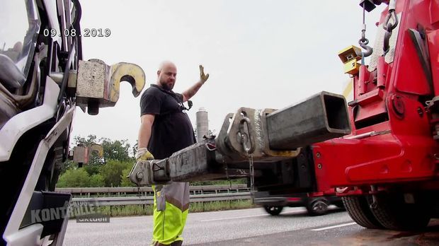 Achtung Kontrolle - Achtung Kontrolle! - Thema U.a.: Schwerer Unfall Am Offenbacher Kreuz - Abschlepper Sucht Verzweifelt Die Rettungsgasse