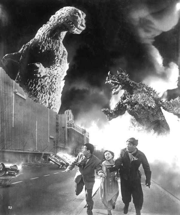 Auf der Flucht vor den mörderischen Monstern: Koji Kobayashi (Minoru Chiaki, l.), Shoichi Tsukioka (Hiroshi Koizumi, r.) und Hidemi Yamaji (Setsuko... - Bildquelle: 1955 Toho Co. Ltd.