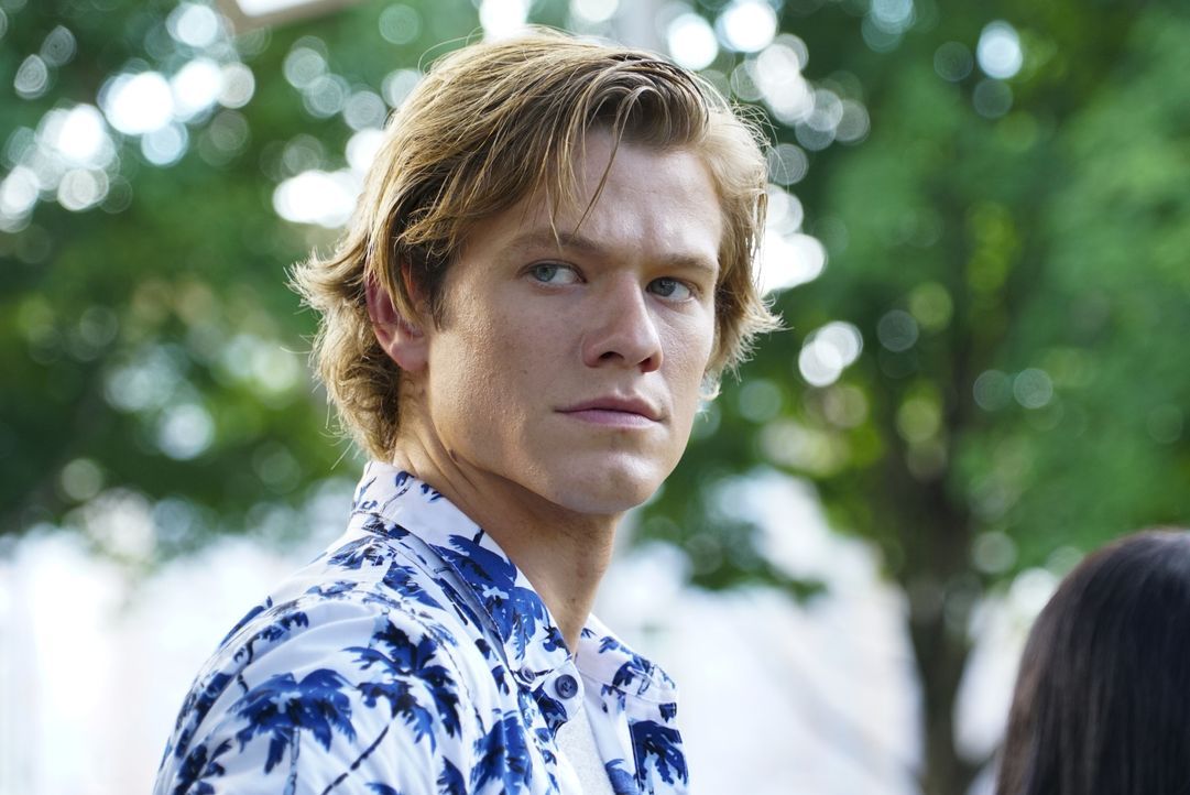 MacGyver (Lucas Till) - Bildquelle: Annette Brown 2018 CBS Broadcasting, Inc. All Rights Reserved. / Annette Brown
