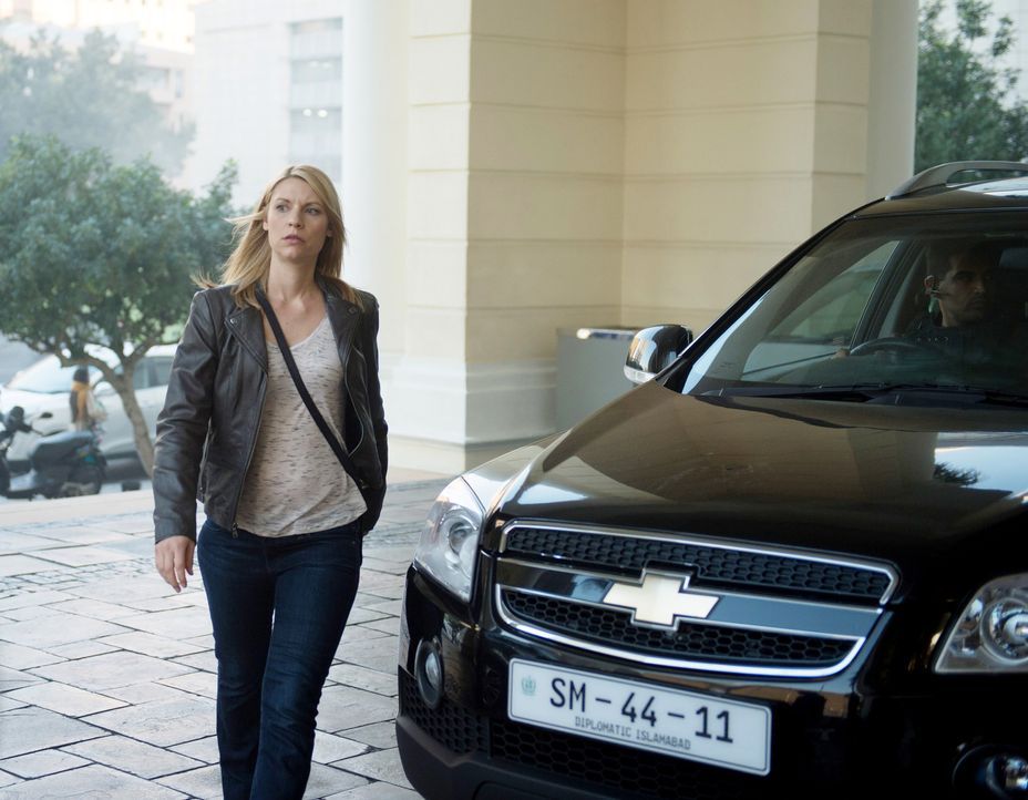 Nachdem Carrie (Claire Danes) Lockhart unter Druck gesetzt hat, sorgt er dafür, dass sie neue CIA-Chefin in Islamabad wird. Da sie nicht weiß, auf w... - Bildquelle: 2014 Twentieth Century Fox Film Corporation