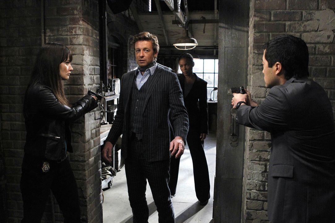 Ein Antiquitätenhändler wird ermordet. Der Verbrecher wird im Team des CBI vermutet und eine interne Hetzjagd wird gestartet, denn jeder ist auf ein... - Bildquelle: Warner Bros. Television