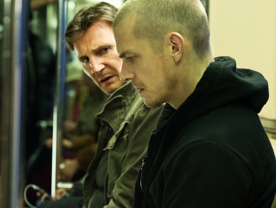 Der mit seiner Vergangenheit hadernde Ex-Profikiller Jimmy Conlon (Liam Neeson, l.) gerät auf die Abschussliste seines besten Freundes, als er desse... - Bildquelle: 2013 Warner Bros.