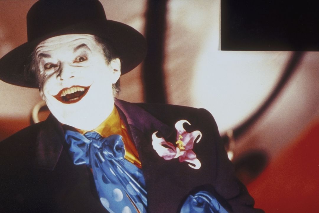Dem Joker (Jack Nicholson) wird das Grinsen schon bald vergehen ... - Bildquelle: Warner Bros.