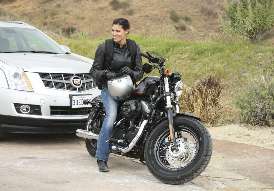 Als im Grenzgebiet zwischen Mexiko und den USA eine Atombombe gezündet wird, müssen Kensi (Daniela Ruah) und ihre Kollegen herausfinden, wer dahinte... - Bildquelle: CBS Studios Inc. All Rights Reserved.