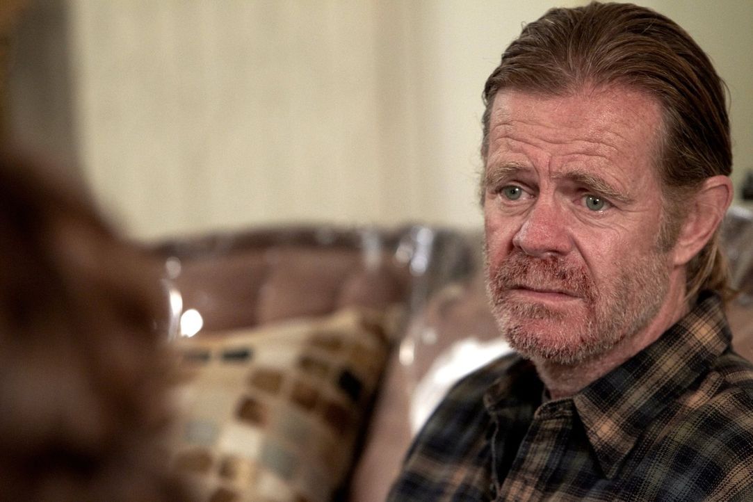 Klappt Franks (William H. Macy) Masche bei Hausfrau Sheila? - Bildquelle: 2010 Warner Brothers