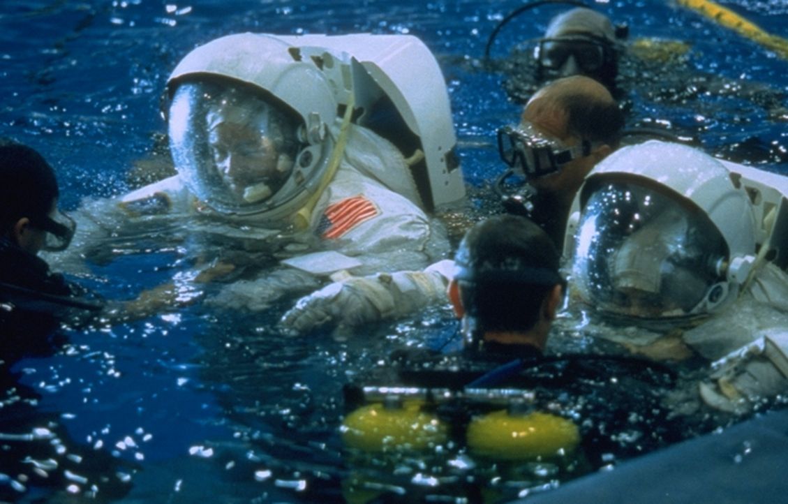 In nur 18 Tagen wird ein Team aus Bohrspezialisten zu Astronauten ausgebildet, um eine Mission zu erfüllen. Sie sollen im Auftrag der NASA einen Me... - Bildquelle: Touchstone Pictures