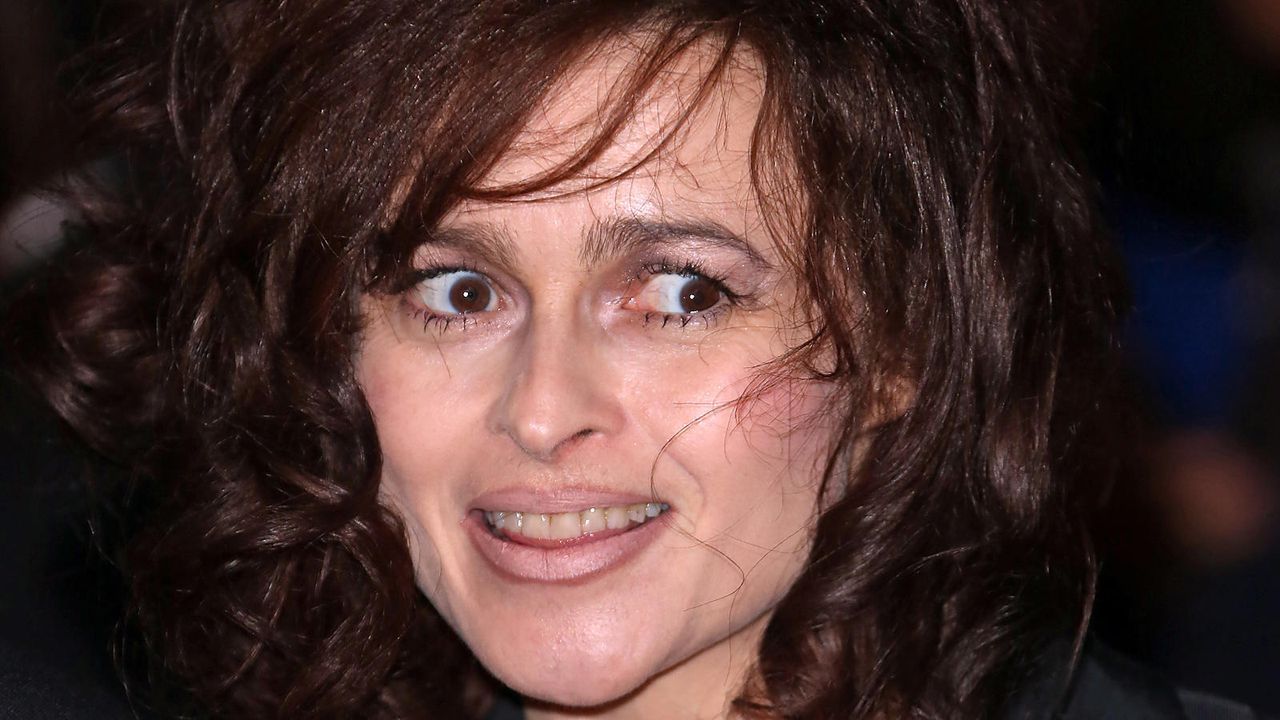 Helena Bonham Carter - Bildquelle: Lia Toby/WENN.com