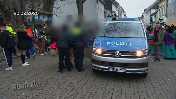 Achtung Kontrolle - Achtung Kontrolle! - Thema U.a.: Trinken Bis Polizei Und Notarzt Kommen