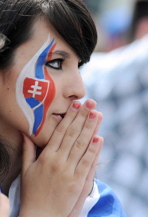 Fußball-Fan-Slowakei-100620-AFP - Bildquelle: AFP