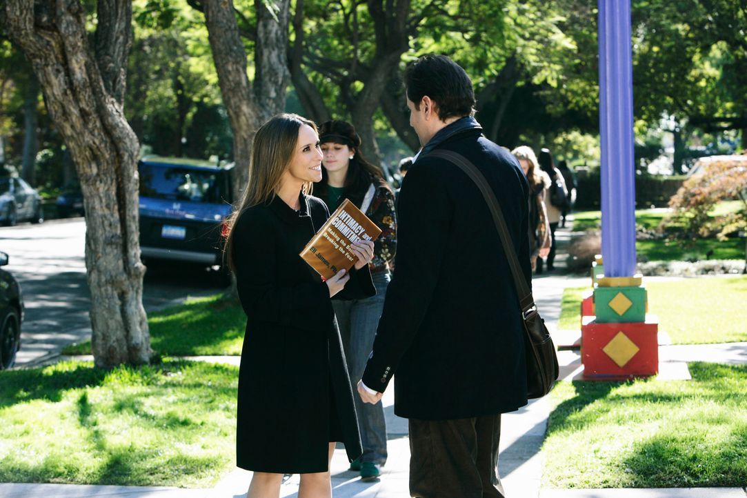 Nachdem sie mit Sam nicht über ihre außergewöhnliche Fähigkeit sprechen kann, ist Melinda (Jennifer Love Hewitt, l.) froh, mit Eli (Jamie Kennedy, r... - Bildquelle: ABC Studios
