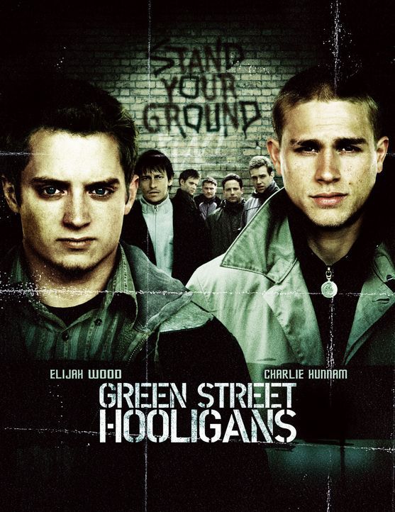 Hooligans mit Elljah Wood, l. und Charlie Hunnam, r. - Bildquelle: Odd Lot Entertainment