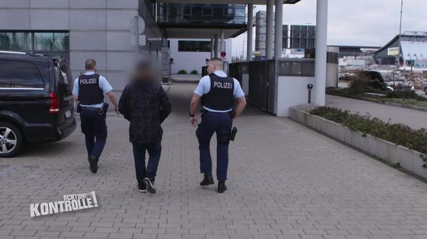 Achtung Kontrolle - Achtung Kontrolle! - Thema U.a: Illegaler Passagier Am Flughafen Stuttgart?